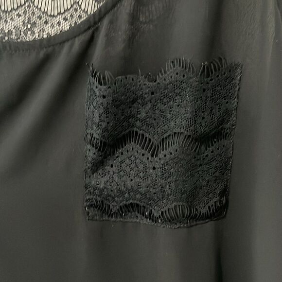 LOFT Sleeveless Lace Back and Pocket Camisole, Black, Size S - Picture 3 of 6